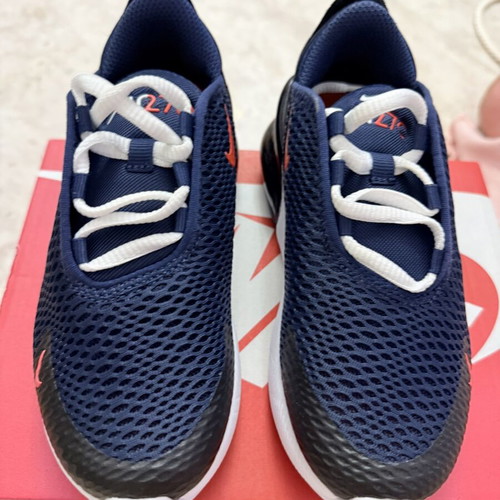 Nike Airmax 270 kids shoes size 27.5, new