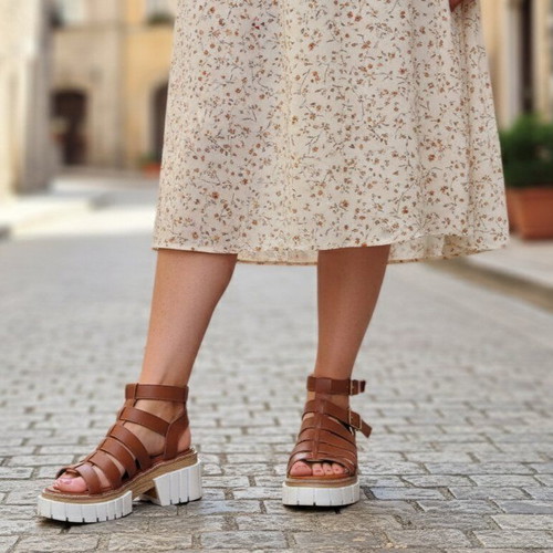 Favela Flatform Sandals No38 Like New Brown Leather