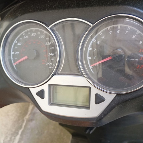 Keeway Logik 125cc scooter like new, 2018, 12,000 km, automatic