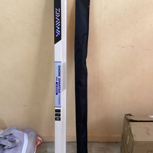Daiwa Shore Spartan Standard 96H rod like new for shore jigging