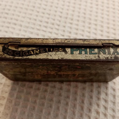 Phenix Nestor Gianaclis tin cigarette box vintage used