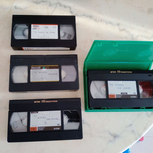 To Minore Tis Avgis VHS set like new, Greek drama series