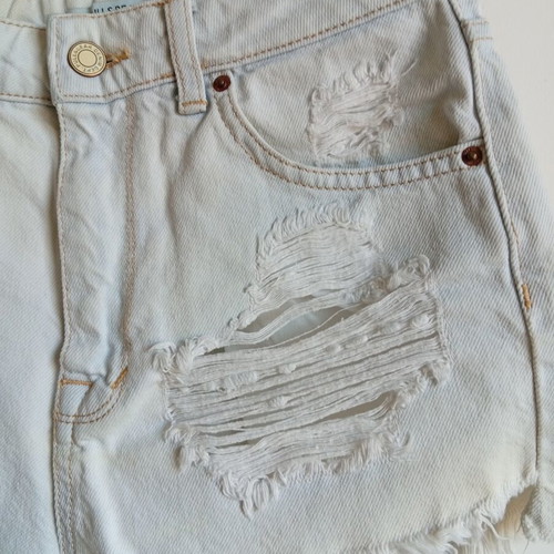 Pull & Bear faded white high-waisted denim shorts like new