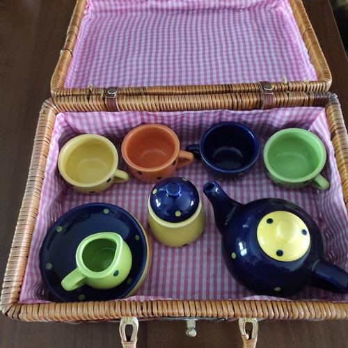 Picnic toy set new with wicker basket and glass cups