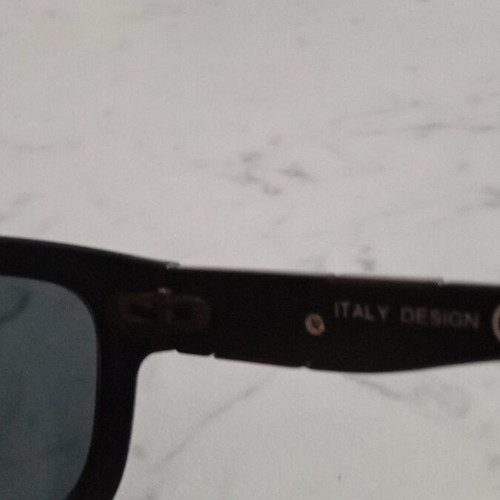 Artisti Italiani sunglasses like new, black