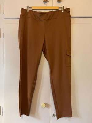 Shein Curve women's elastic pants leggings 2XL new, brown