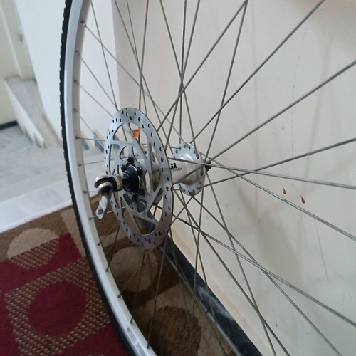 Joytech 28'' bicycle wheels with tires new