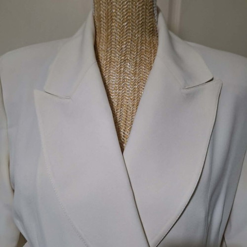 Perla fashion double-breasted blazer with short sleeves, like new, ice color