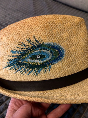 Handmade hat like new, beige with turquoise painting, size S
