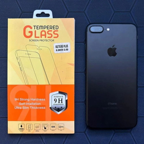 Iphone 7 Plus 256GB like new with tempered glass and charging cable