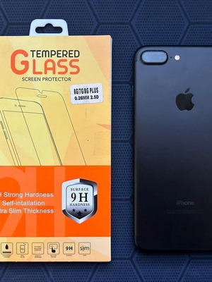 Iphone 7 Plus 256GB like new with tempered glass and charging cable
