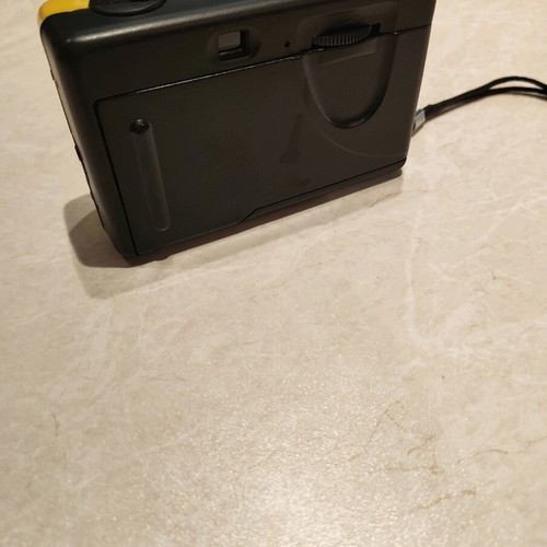 Fit for fun pocket camera collectible like new, film