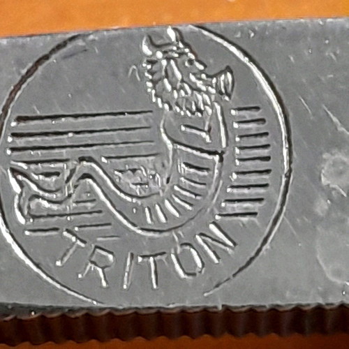 Triton barber straight razor used, 12 cm blade length