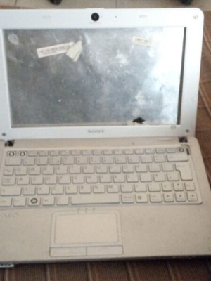Mini laptop Sony PCG4V1M used for parts without battery and charger