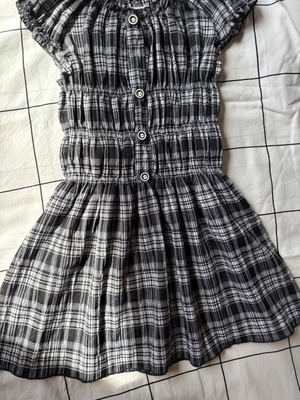 Checked girls dress like new, sizes XS/S, black and white