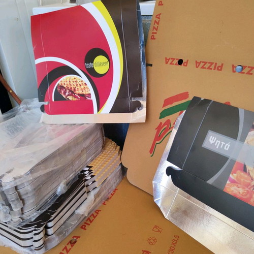 Delivery boxes new for grill house and pizza in various sizes