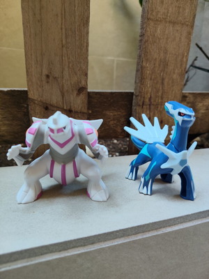 Pokémon Dialga & Palkia collectible figures used, McDonald's 2018 set
