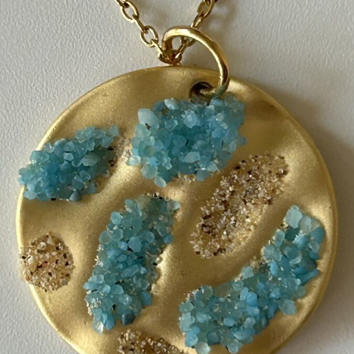 Gold chain with pendant like new, decorated with colorful microcrystals