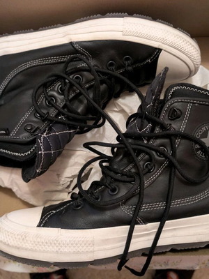 Converse Chuck Taylor All Star All Terrain boots like new, size 42.5