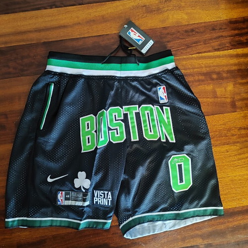 NBA Boston Celtics shorts new, medium size