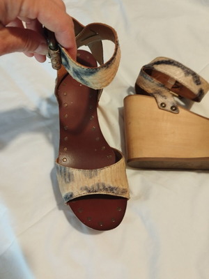 Ash snake print leather platform sandals size 39 like new