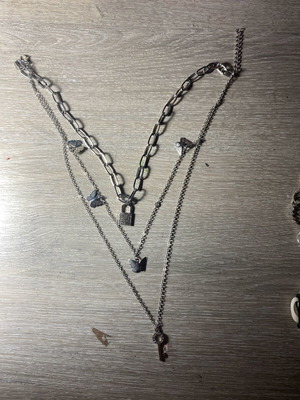 Necklace 3 in 1 like new, silver