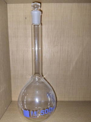 Volumetric flask 500ml new