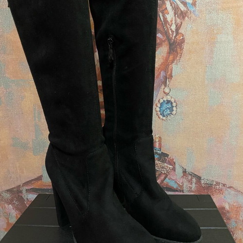 Over the knee suede boots black new, size 37