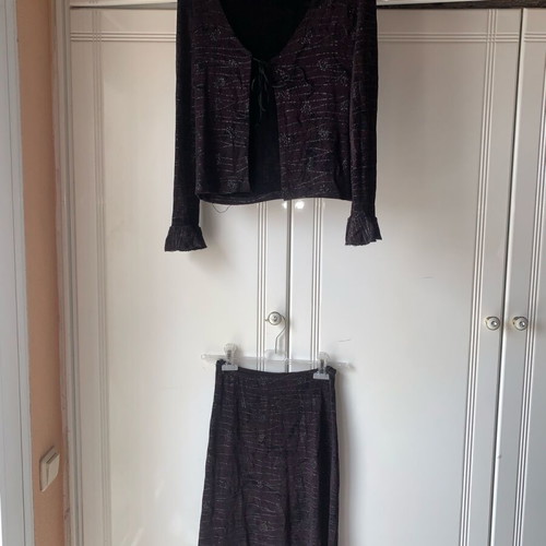 Skirt and jacket set like new, summer purple and black with glitter