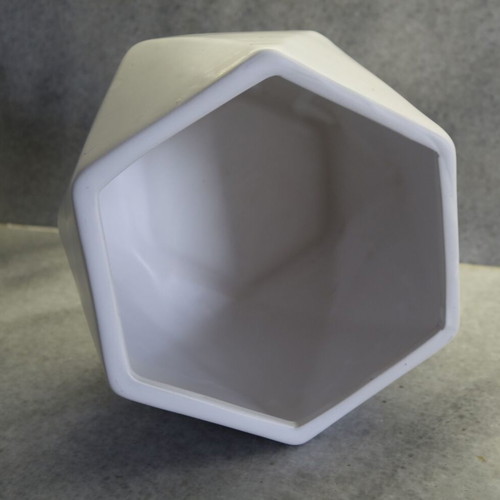 Cash Pot white like new, hexagonal plant cover