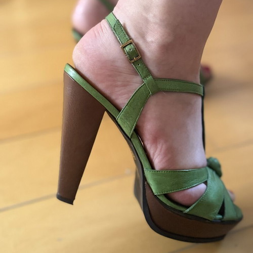Leather sandals like new, green, size 39, again & again