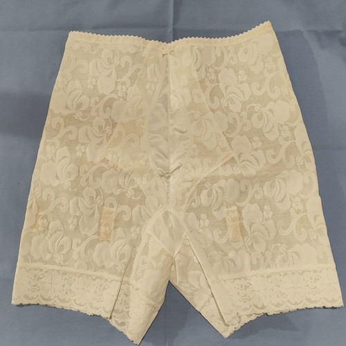 White latex new thigh and buttocks shaper