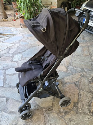 Maxi Cosi cabin travel stroller used with accessories