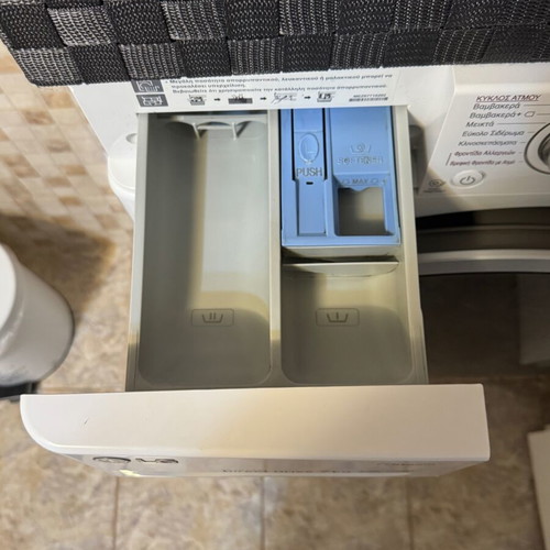 LG washing machine 7 kg with direct drive and steam functions