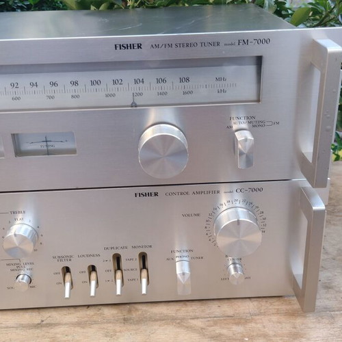 Fisher CC-7000 pre amplifier and FM-7000 tuner like new set