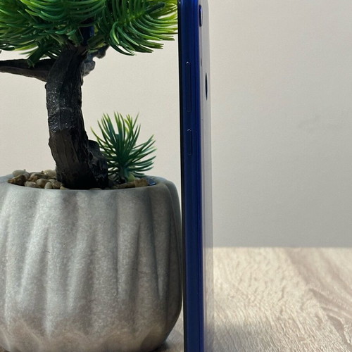 Honor 8A JAT-L41 smartphone like new, 64GB, 3GB RAM, blue, dual SIM