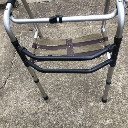 Walker with Seat used, Comfortable