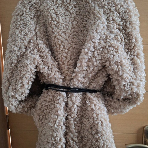 Zara coat like new, beige with belt, size S