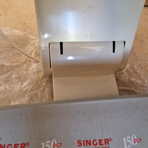 Divina S Singer ironing press like new with steam, 26x67 cm, 2200kW