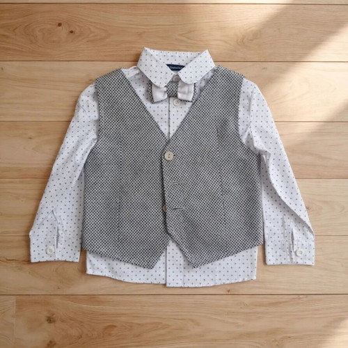 Guy Laroche christening set for 18 months, new
