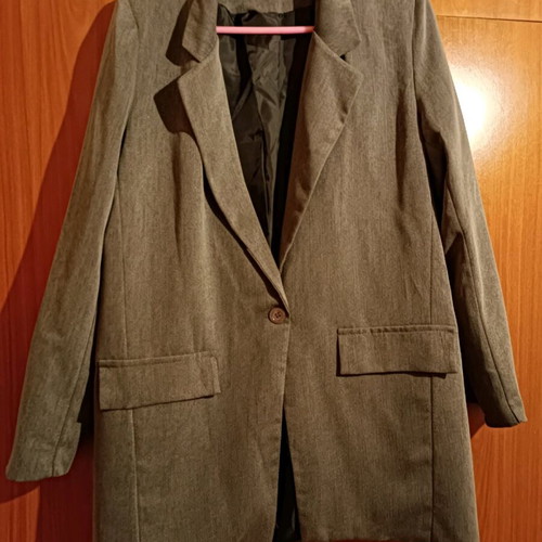 Jacket used, covers up to large, with decorative pockets