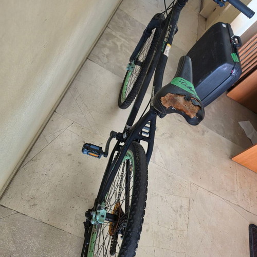 Genesis Mountain Bike Aluminum USA Model, Used, 27" 21 Speed