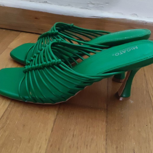 Migato mules green like new