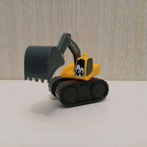 Burago Volvo My 1St Collection Excavator toy used