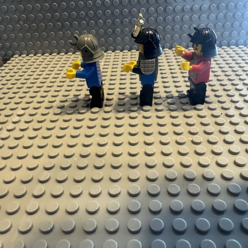 Lego Ninja Minifigures pack of 3 like new