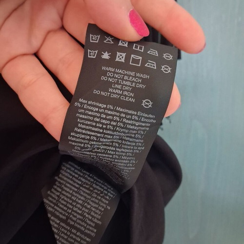 Only black T-shirt like new, size M