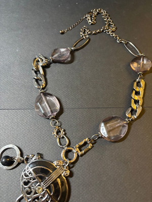 Metal necklace new, vintage style, gun metal color