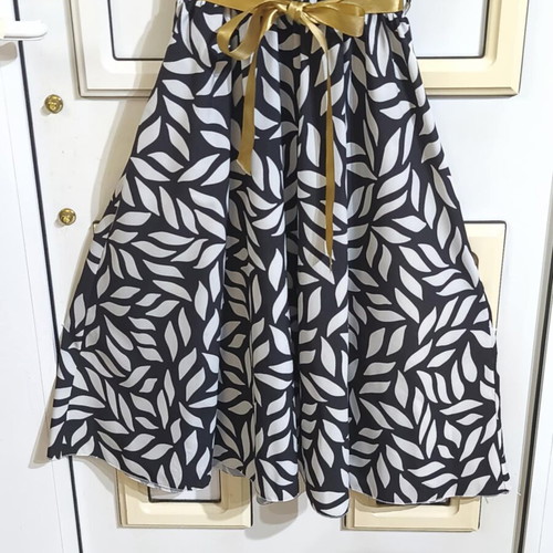 Wrap dress black and white with pockets like new, S/M/L
