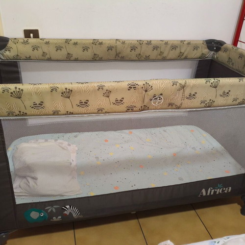 Loreli Africa Baby Playpen Like New