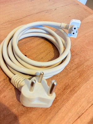 MacBook charger cable used, original